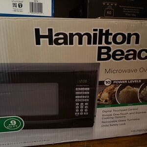 Hamilton Beach Black Microwave with Digital Controls